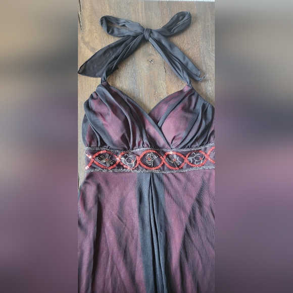 City Triangles Halter-style hi-lo dress Size Medium Red and Black - Picture 2 of 4